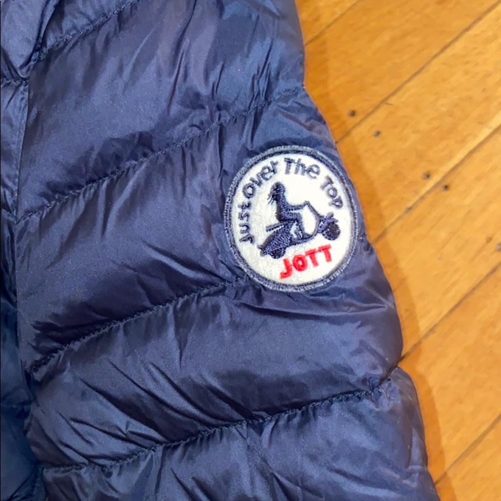 JOTT (Just over the top) light weight down coat - Picture 2 of 3